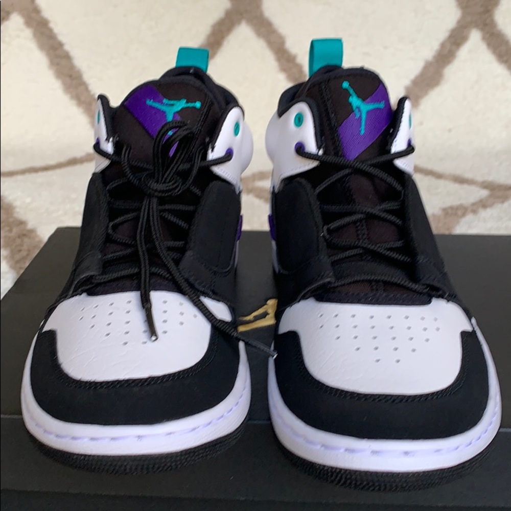 JORDAN FADE-AWAY BLACK/TURBO GREEN-WHITE MEN’S - Picture 8 of 16